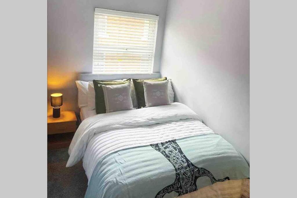 The Terrace Chester, Modern 3 Bed House Bagian luar foto